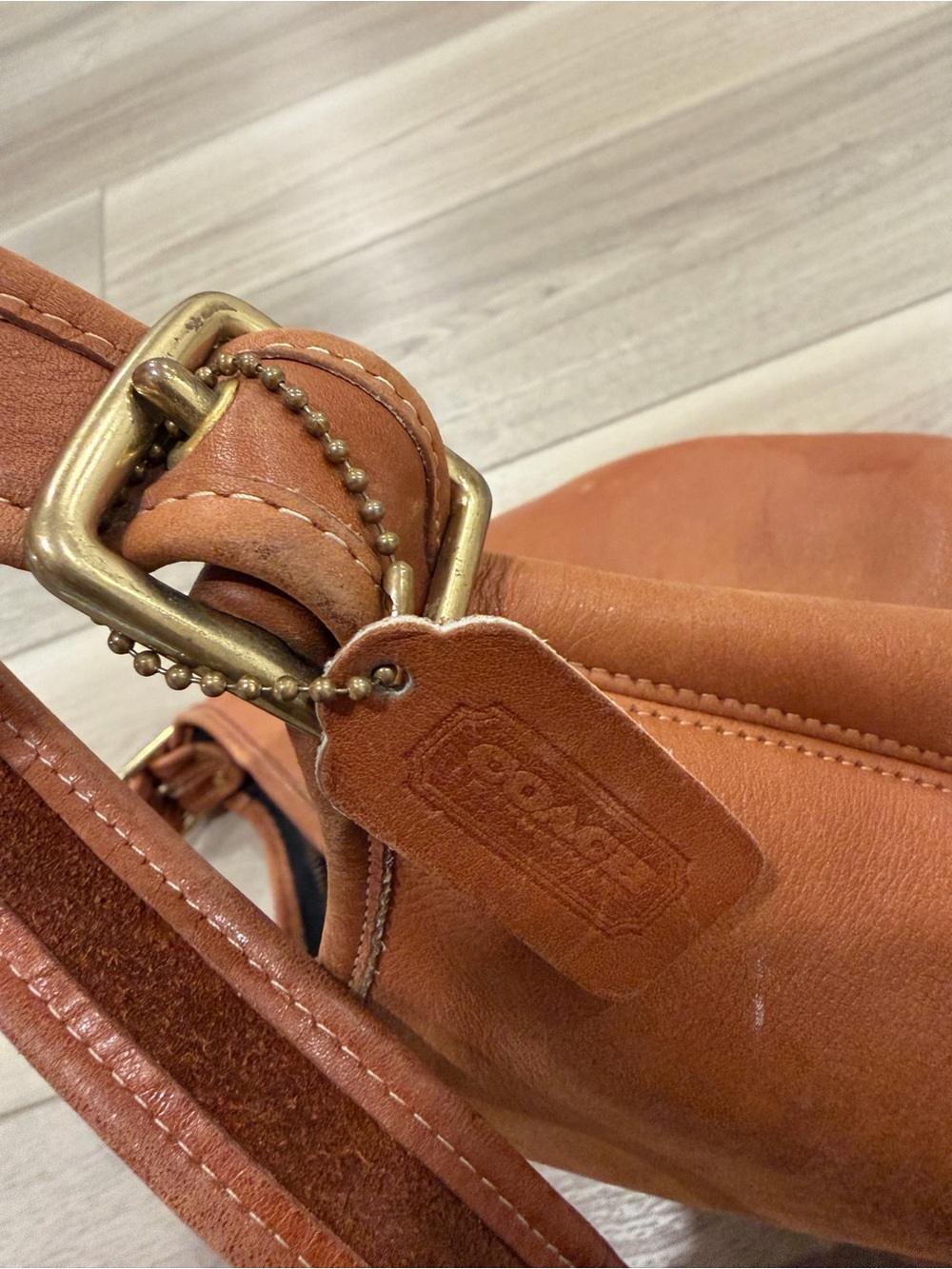 Vintage Coach Duffle Sac Bucket Bag British Tan Leather Made in USA 9085 TLC - Picture 6 of 11
